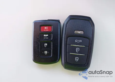 2017 Toyota Corolla z USA, uszkodzony, nr VIN 5YFD1HEXHP615545